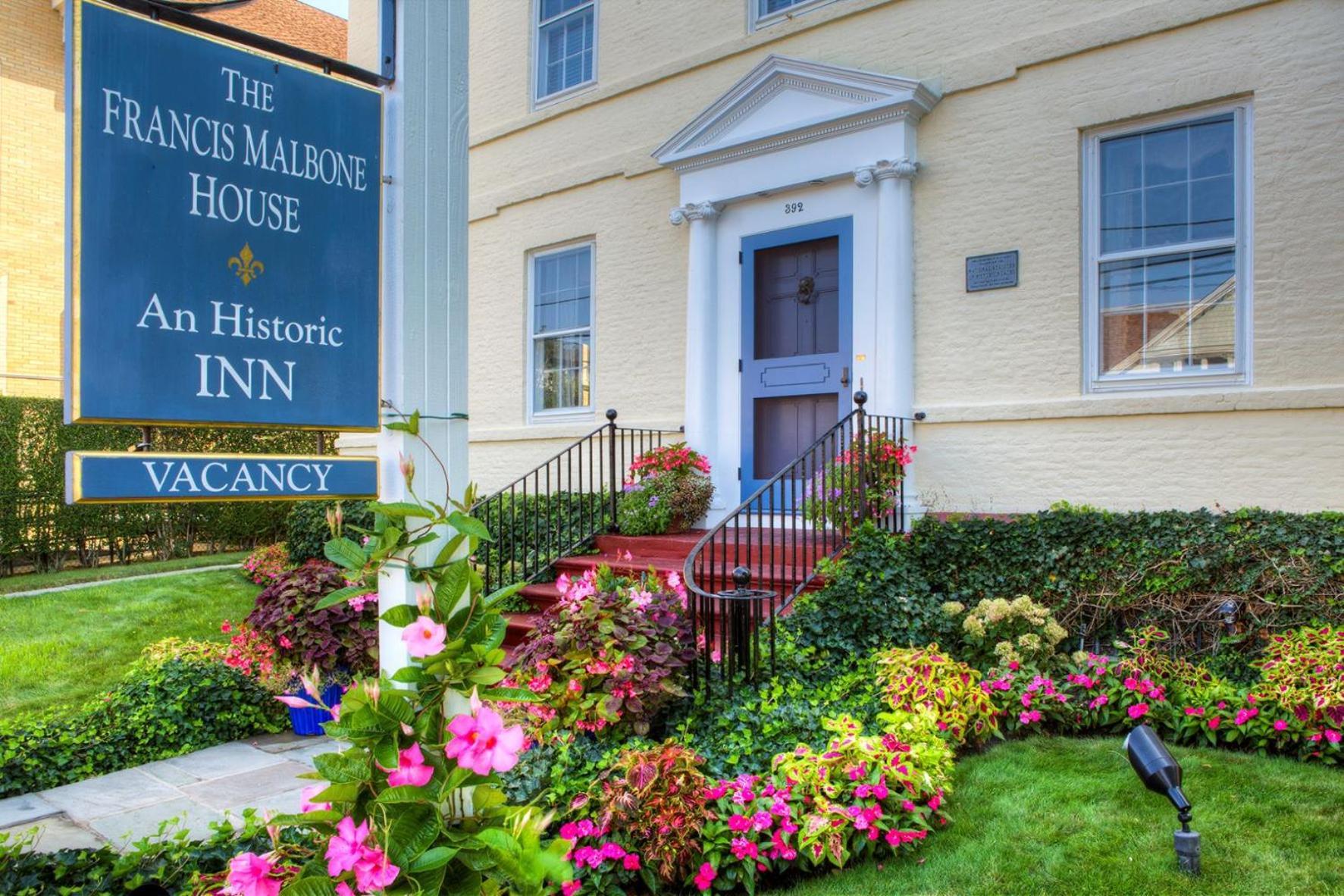 Francis Malbone House Bed & Breakfast Newport Exterior photo