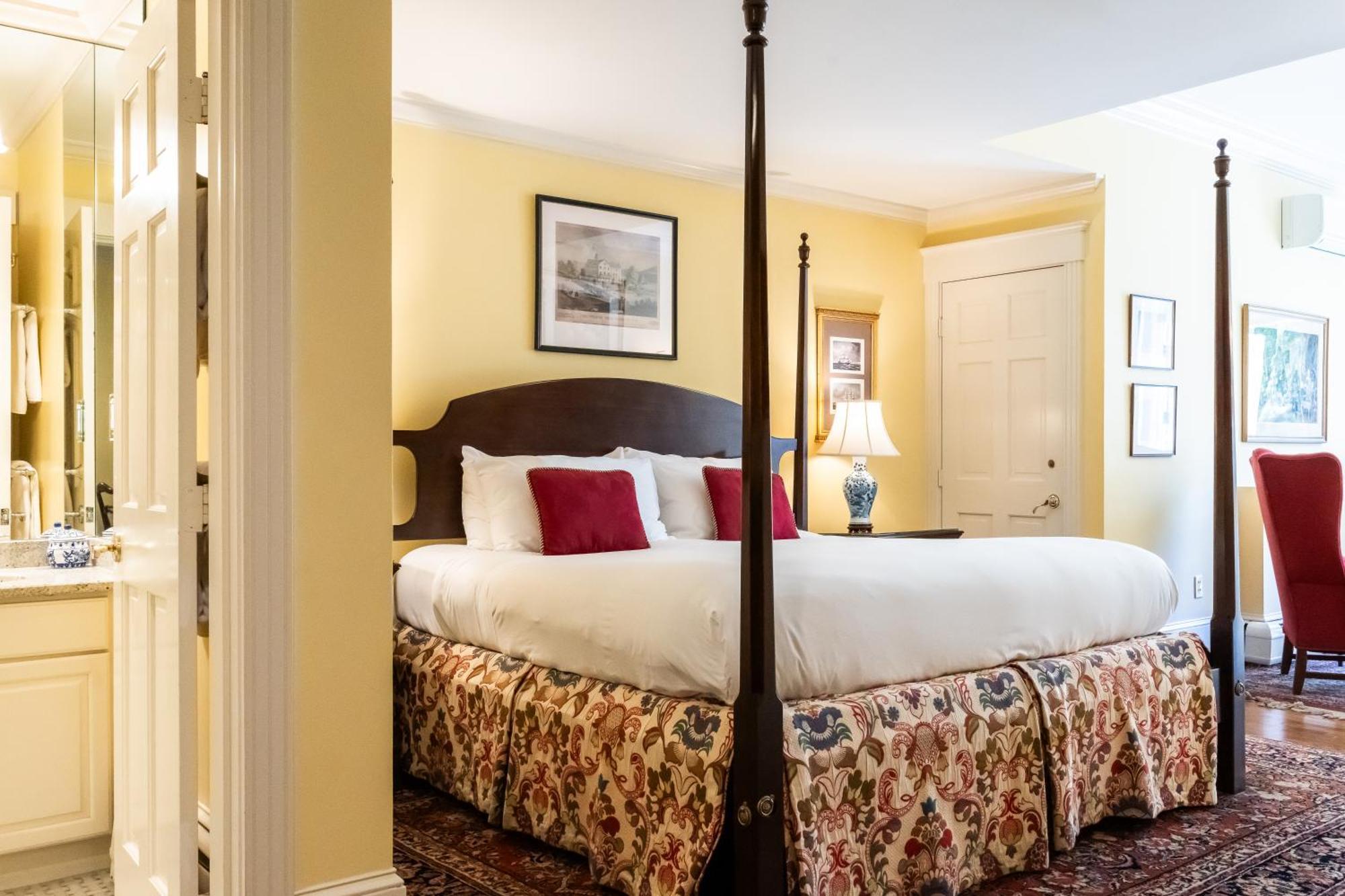Francis Malbone House Bed & Breakfast Newport Exterior photo